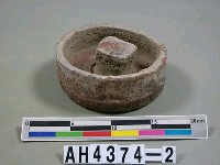 藏品(桌櫥腳墊)的圖片